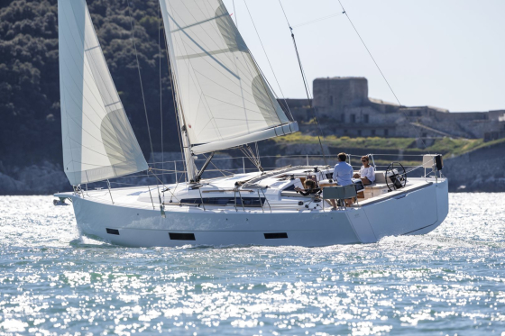/barcos/dufour-430/