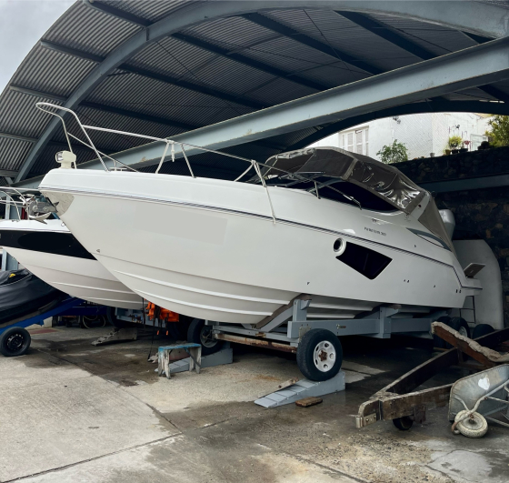 /barcos/phantom-303/